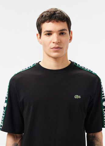 Черная футболка Lacoste