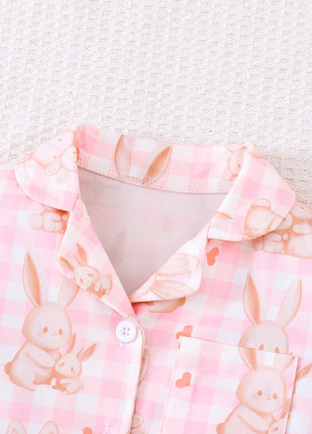 Світло-рожева всесезон піжама (сорочка, шорти) сорочка + шорти SHEIN