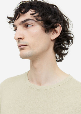 Светло-зеленая футболка H&M