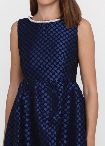Синее коктейльное платье колокол Bill Cost с геометрическим узором