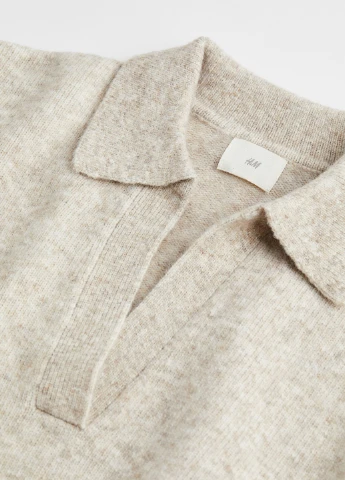 Світло-бежевий демісезонний светр H&M