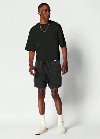 Черная футболка SHEIN