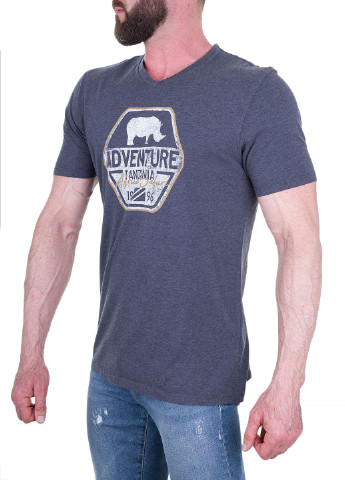 Серая футболка Kitaro