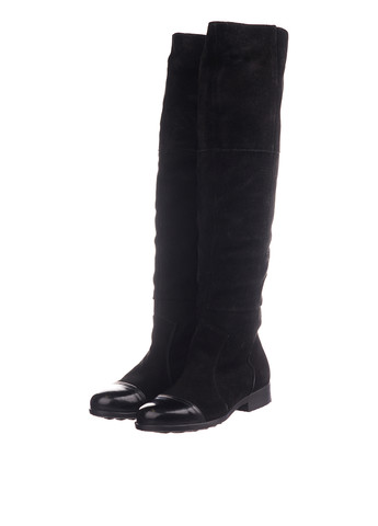 Женские черные сапоги ботфорты Camalini люверсы, со шнуровкой, с кисточками, лаковые и на низком каблуке