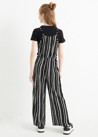 Черно-белый летний комплект (футболка, комбинезон) C&A