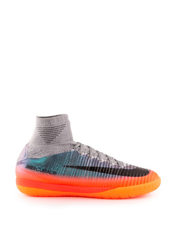Цветные футзалки Nike