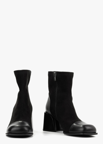 Осенние ботинки Le'BERDES без декора из натуральной замши