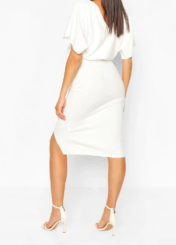 Белое кэжуал платье Boohoo однотонное