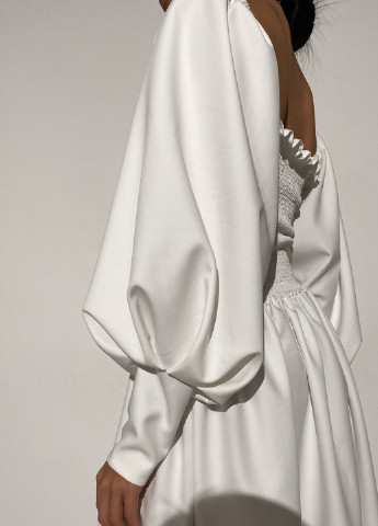 Белое вечернее шикарное с открытыми плечами Jadone Fashion