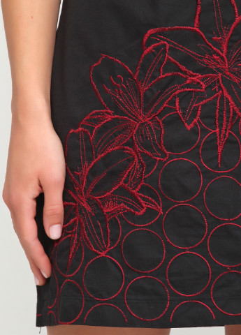Черное кэжуал платье Desigual с цветочным принтом