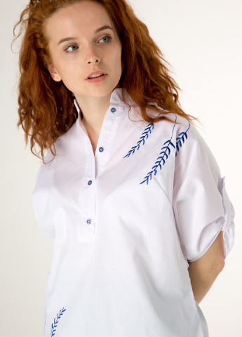 Біла демісезонна блузка з незвичайним кроєм витоків, з вишивкою: "колоски" INNOE Блуза с вышивкой