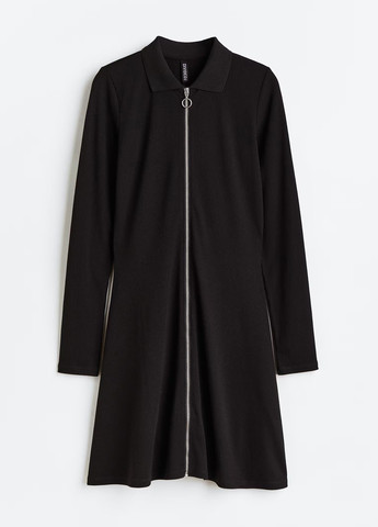 Черное кэжуал платье а-силуэт H&M однотонное
