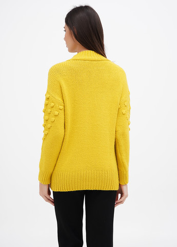 Горчичный демисезонный свитер Sassofono