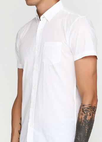 Белая кэжуал рубашка однотонная United Colors of Benetton с коротким рукавом