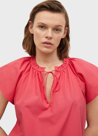 Розовая блуза Mango