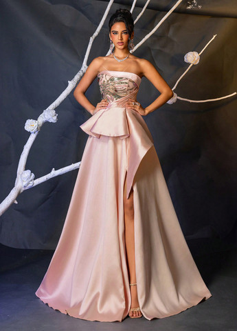 Світло-рожева вечірня сукня силуетна, з спідницею-сонце, з відкритими плечима, з відкритою спиною SHEIN однотонна