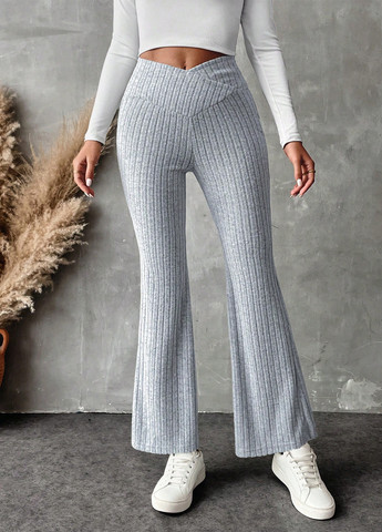 Светло-серые демисезонные леггинсы SHEIN