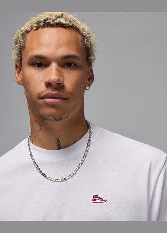 Белая футболка hj2326-100 Jordan M J BRND BR SNKR PCH SS CRW