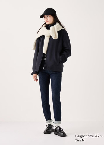 Темно-синяя демисезонная куртка куртка-пиджак Uniqlo