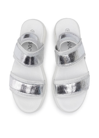 Серебряные сандалі wi16-magy-1 Lasocki без застежки с белой подошвой, на тракторной подошве