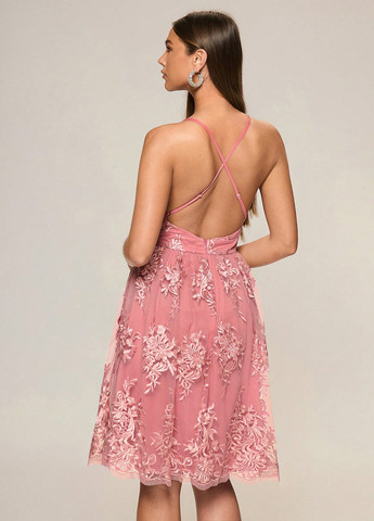 Светло-розовое коктейльное, праздничный платье клеш, с открытой спиной SHEIN однотонное