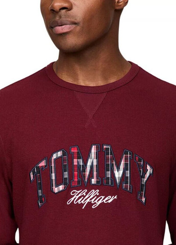 Лонгслів Tommy Hilfiger напис бордовий кежуали бавовна, трикотаж