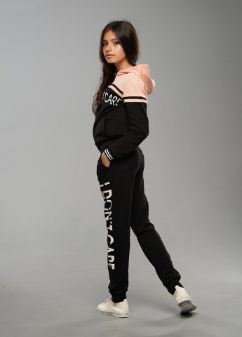 Пудровий спортивний костюм демісезонний з написами Sinthia (192445469)