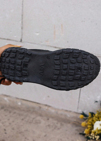 Кроссовки SHEIN чёрные демисезоны (339506987)