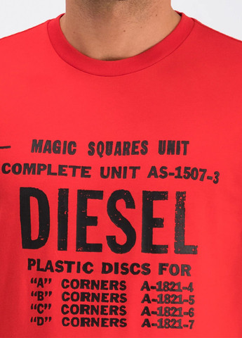 Красная футболка Diesel