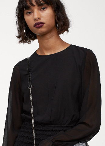 Черное кэжуал платье с вафельной сборкой H&M однотонное