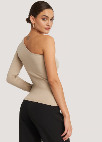 Топ NA-KD (253406718)