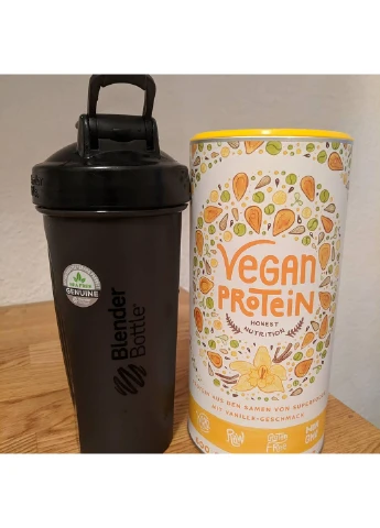 Спортивний шейкер 820 мл Blender Bottle (253490710)