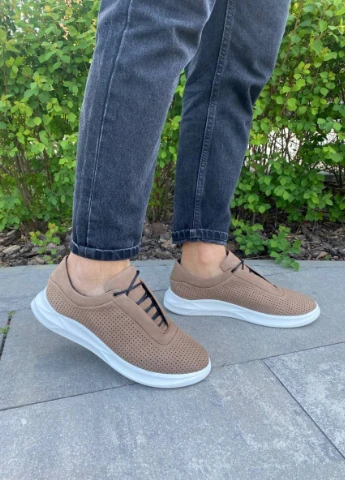 Бежеві кросівки shoesband демісезон Brand