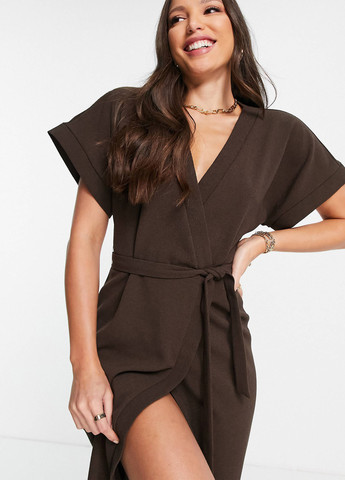 Коричневое кэжуал платье на запах Asos однотонное
