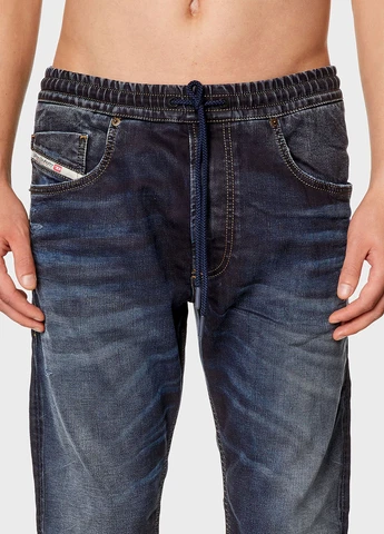 Синие демисезонные зауженные джинсы Diesel