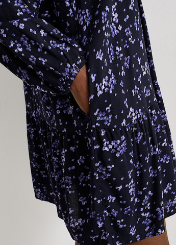 Чорна кежуал сукня а-силует C&A з квітковим принтом