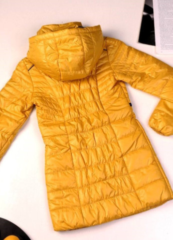 Желтая демисезонная куртка No Brand