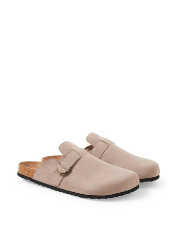 Бежевые тапочки C&A