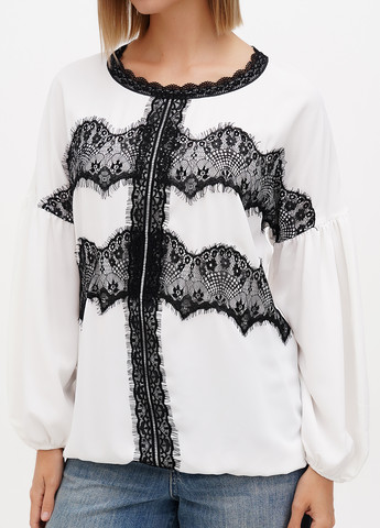 Белая блуза Sassofono