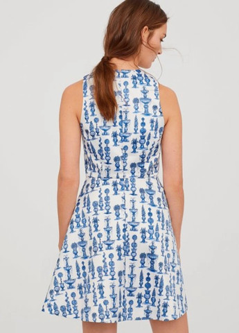 Білий кежуал сукня кльош H&M з малюнком