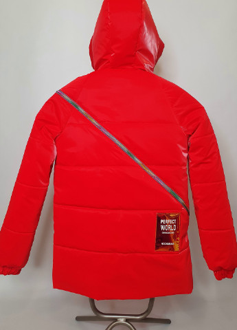 Красная демисезонная куртка No Brand Змейка Д