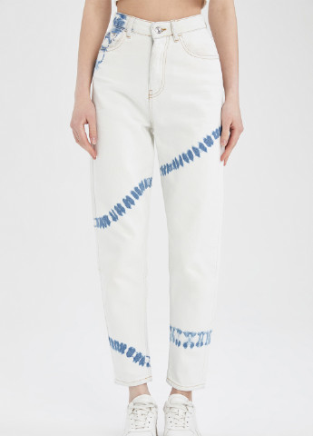 Белые летние зауженные брюки DeFacto