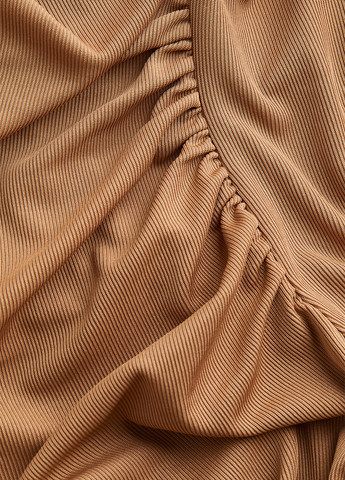 Темно-бежева кежуал, коктейльна сукня силуетна H&M однотонна