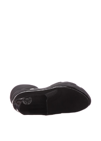 Черные демисезонные кроссовки Ambruchi