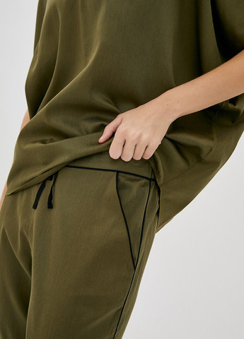 Оливковая всесезон пижама (футболка, бриджи) футболка + бриджи Fable & Eve