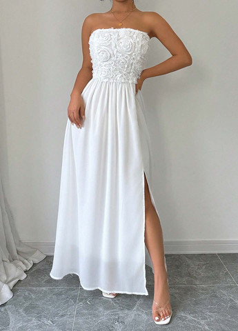 Белое праздничный платье с открытыми плечами, с открытой спиной SHEIN однотонное