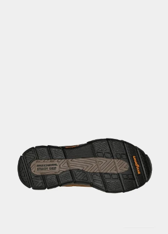 Коричневые осенние ботинки Skechers