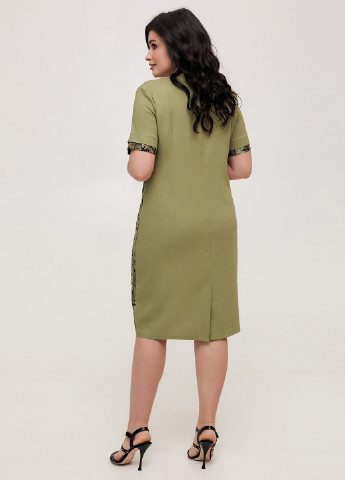 Оливкова кежуал сукня A'll Posa з абстрактним візерунком