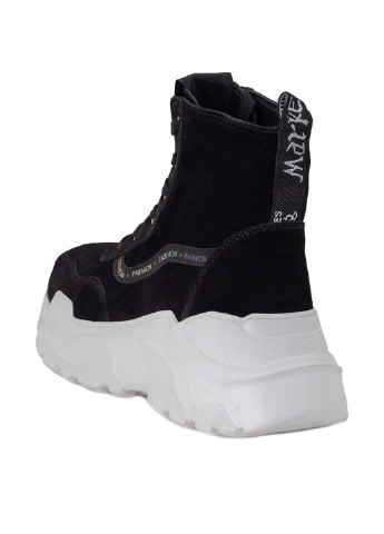 Зимние ботинки Optima с белой подошвой из натуральной замши