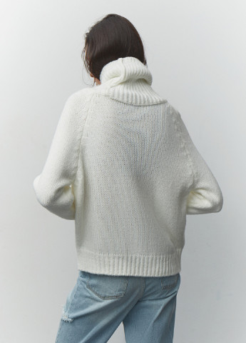 Айворі зимовий светр з високим коміром пуловер Papaya